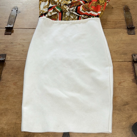 Woman’s WOW Cotoure Stylish Tie-Front Dress Size Small - Picture 6 of 8